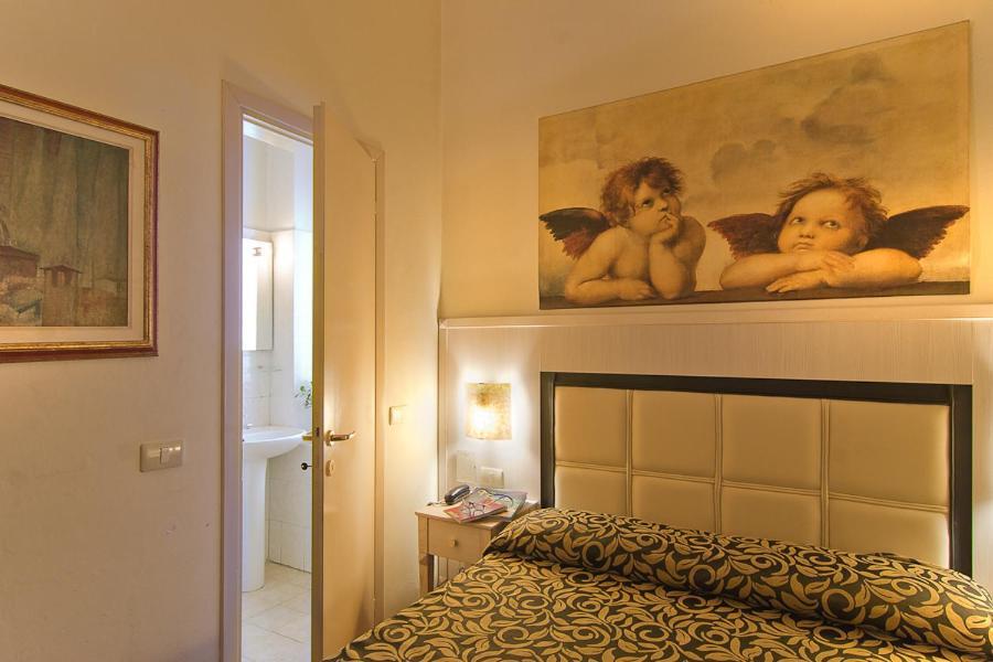 Double or Twin Room,1580540755:JPEG