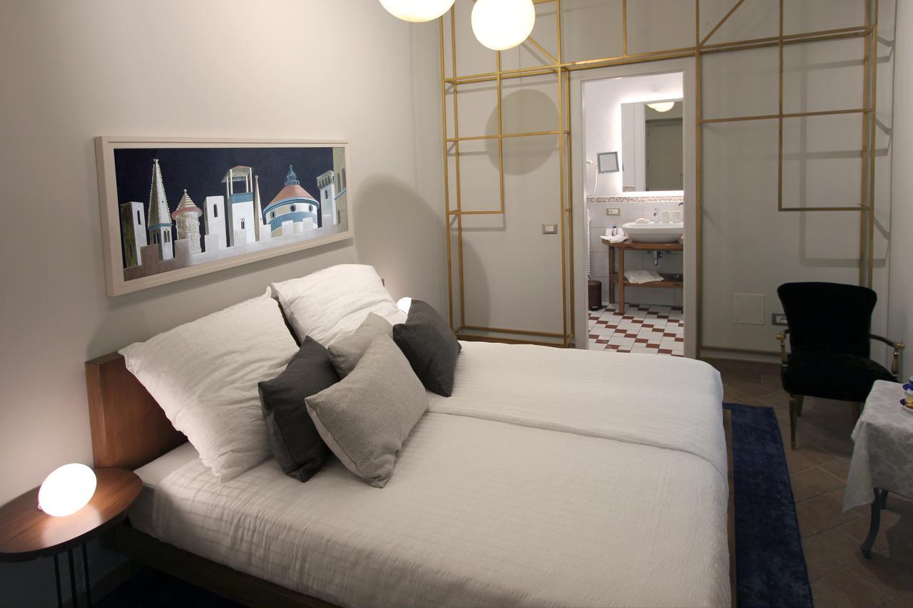Double Room,587692722:JPEG