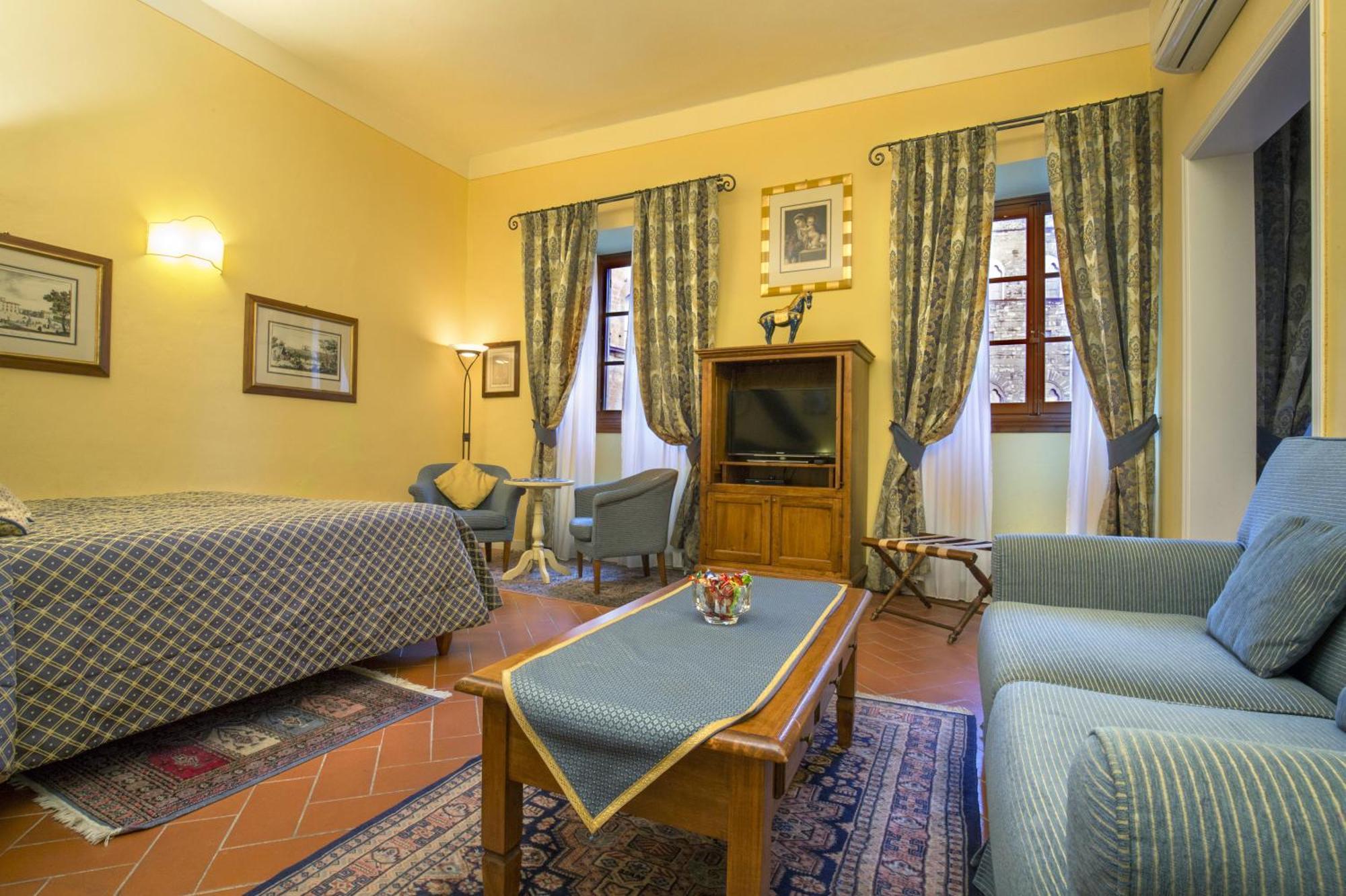 Junior Suite,710633125:JPEG