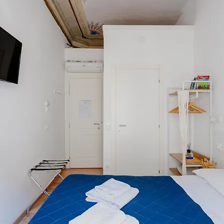 Florence Rooms-3