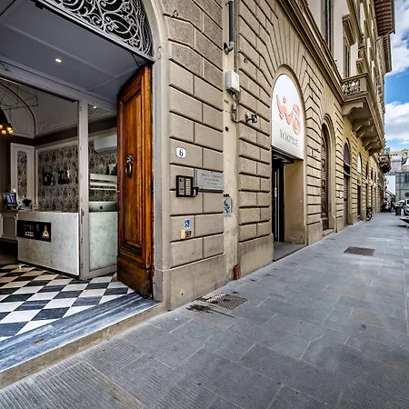 Martelli 6 Suite & Apartments-3