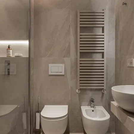 Aramis Deluxe Rooms-3